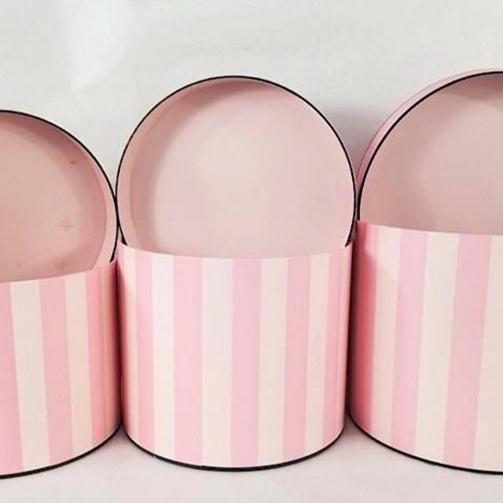 Victoria's Secret Nesting Box Set - Picture 4 of 4